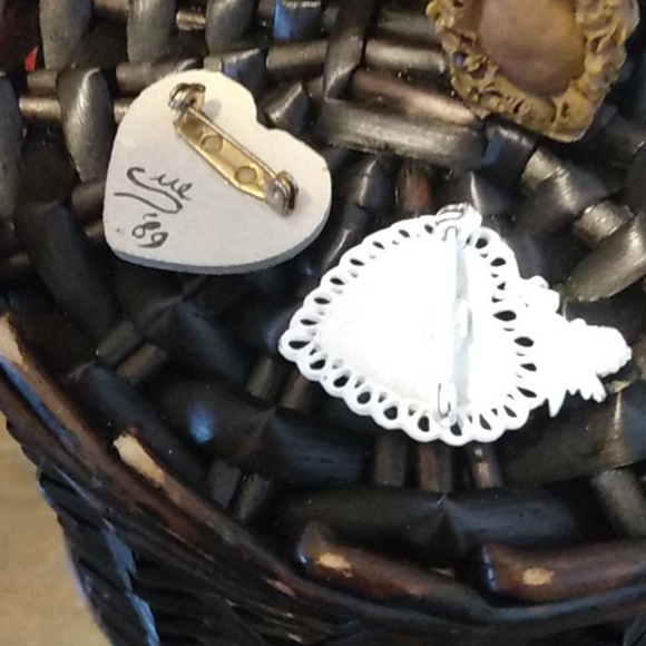 Vintage Valentine's Candy Fashion Statement Pins plus - Picture 4 of 12